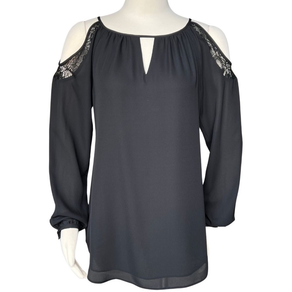 White House Black Market Gracie Cold Shoulder Black Blouse Size Small NWT